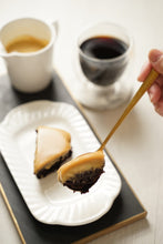 Load image into Gallery viewer, NOVEMBER - Creamy Caramel Cake LARGE 11.27.22 2PM ONWARDS PICKUP

